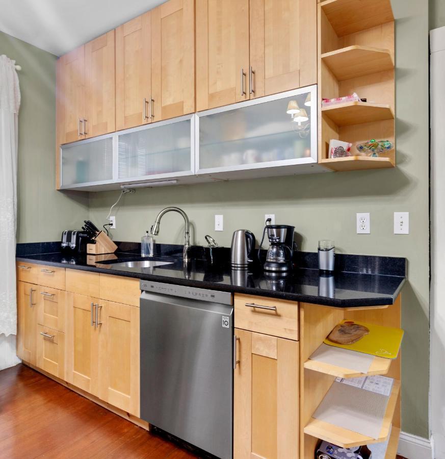 Bright & Spacious 2Br Apartment, Mins From Downtown Boston, Parking מראה חיצוני תמונה