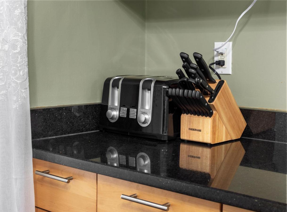 Bright & Spacious 2Br Apartment, Mins From Downtown Boston, Parking מראה חיצוני תמונה
