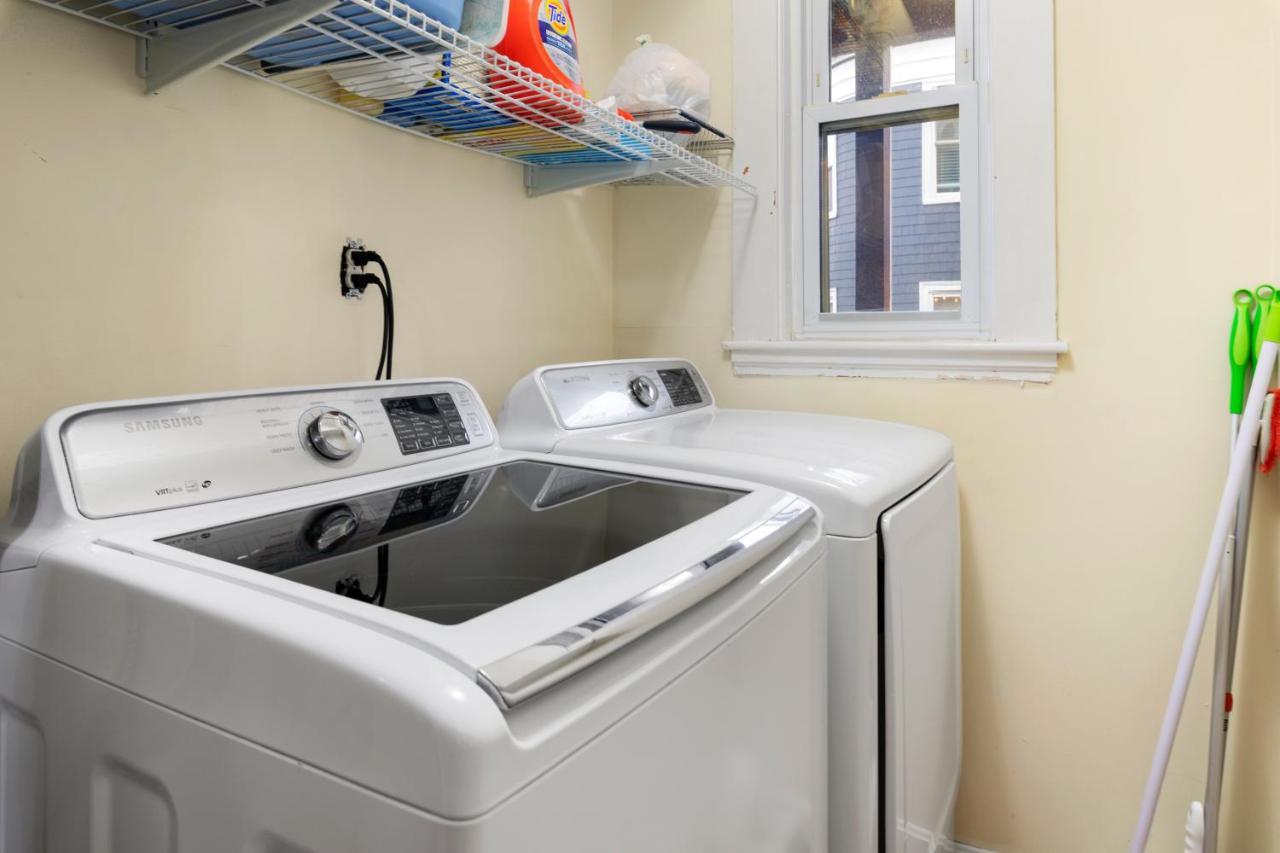 Bright & Spacious 2Br Apartment, Mins From Downtown Boston, Parking מראה חיצוני תמונה
