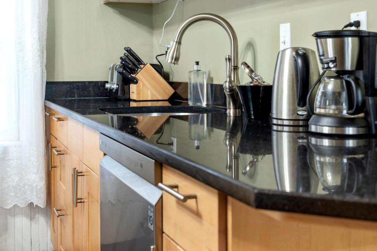 Bright & Spacious 2Br Apartment, Mins From Downtown Boston, Parking מראה חיצוני תמונה